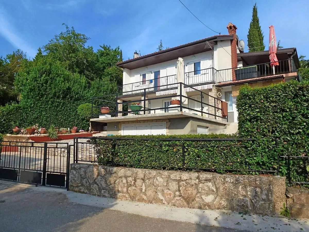 Apartment Ivana Njivice